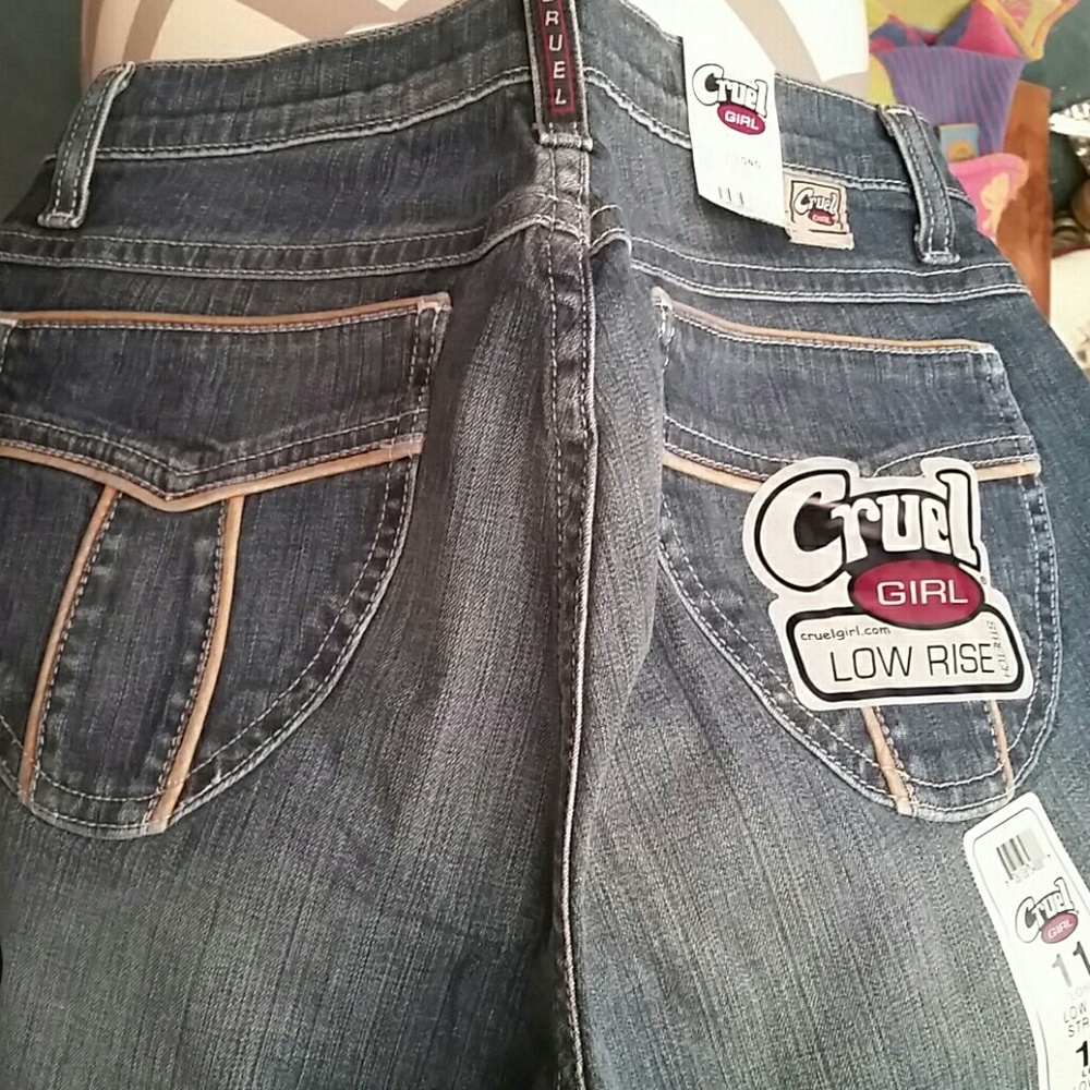 NWT Cruel Girl jeans 11 long low-rise stretch